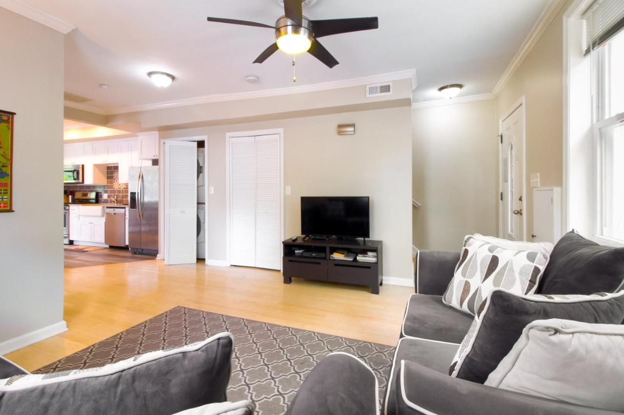 The Gray Corner House By Gallaudet 3 Bedroom 2 Ba Washington Dış mekan fotoğraf